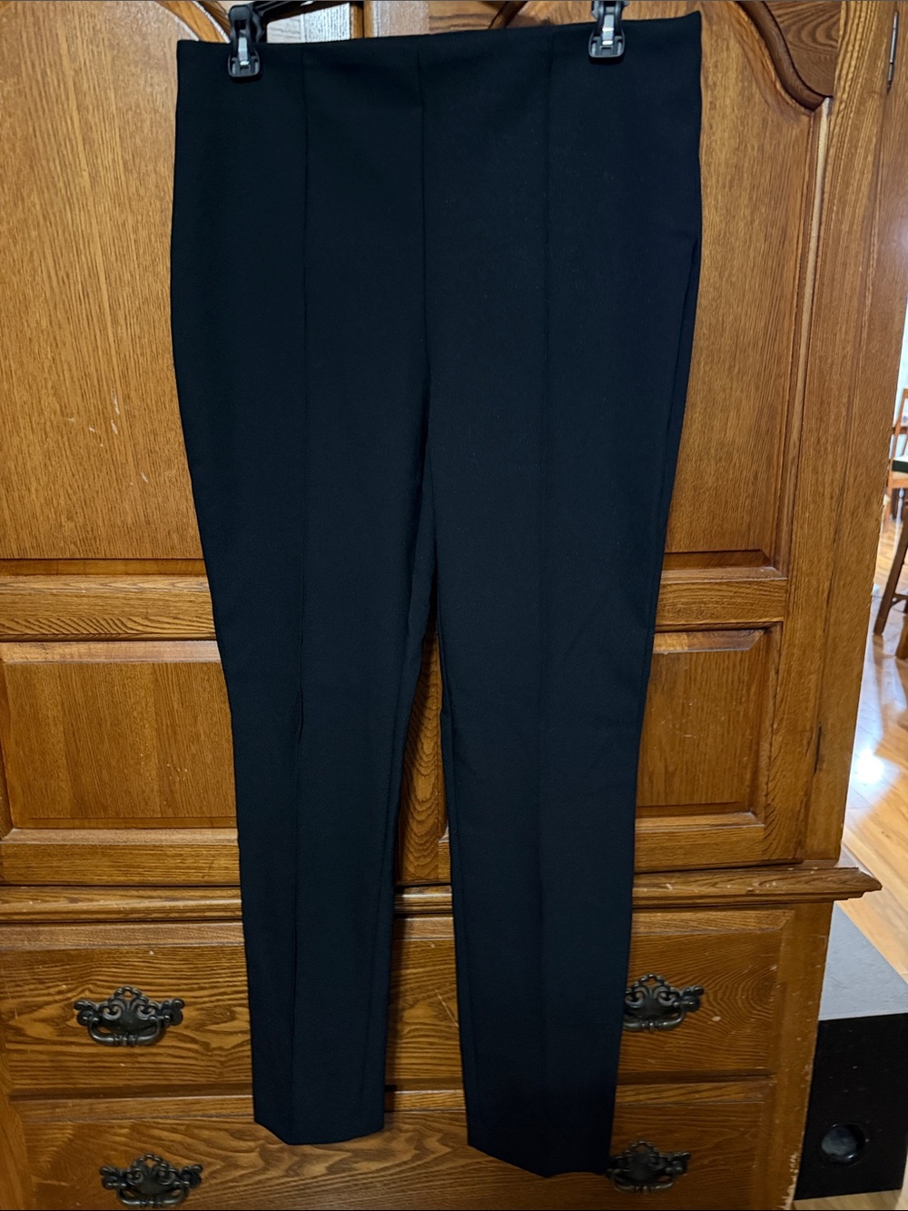 Rachel Zoe Black pull on Pants pleated detail stretch MD comfy business casual